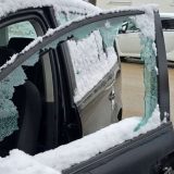 Nedopustivo da se politička neslaganja rešavaju nasiljem i zastrašivanjem: Opozicione stranke ali i gradonačelnik Kragujevca osudili uištavanje automobila aktiviste Mihajlovića 4