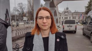 "Predsedničkim dekretima se ne aboliraju oni koji lome vilice": Jelena Kleut na protestu u Kragujevcu 2