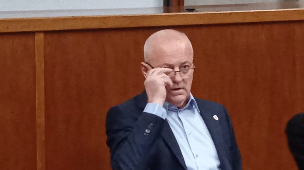 Nenadić o "spornoj" fotografiji: Bila je reč o privatnom slavlju (VIDEO) 1