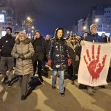 BLOG Protesti širom Srbije večeras zbog nasilja u Novom Sadu napada SNS aktivista na studente: Na Ušću policija jurila građane (VIDEO, FOTO) 5