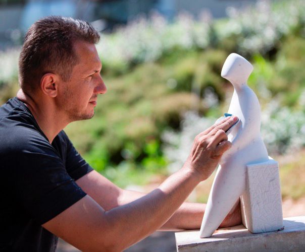 Nevidljivo zajedništvo: Međunarodni umetnički simpozijum i izložba 2 Nevidljivo zajedništvo: Međunarodni umetnički simpozijum i izložba 1