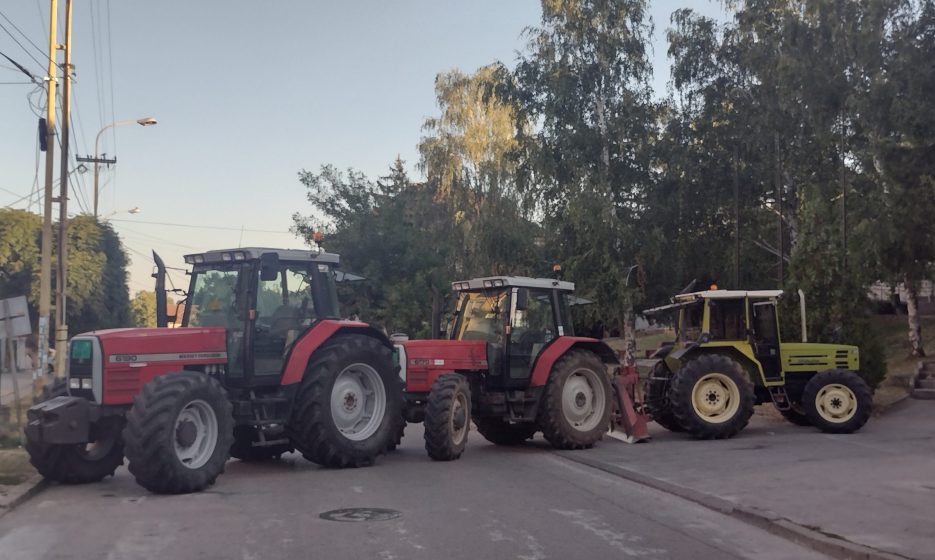 Glas naroda ne može da bude ignorisan: Zborovi građana Kragujevca pozvali na podršku poljoprivrednicima iz Rače 12