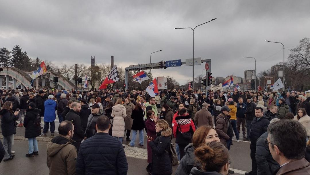 Završen skup u Orašcu, studenti veruju da će početak promena u Srbiji početi pobedom na lokalnim izborima u Aranđelovcu (FOTO, VIDEO) 3