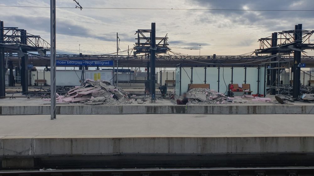 Pogledajte kako teče rekonstrukcija železničke stanice Novi Beograd: Rušenje već urađenog pre četiri godine (FOTO) 18