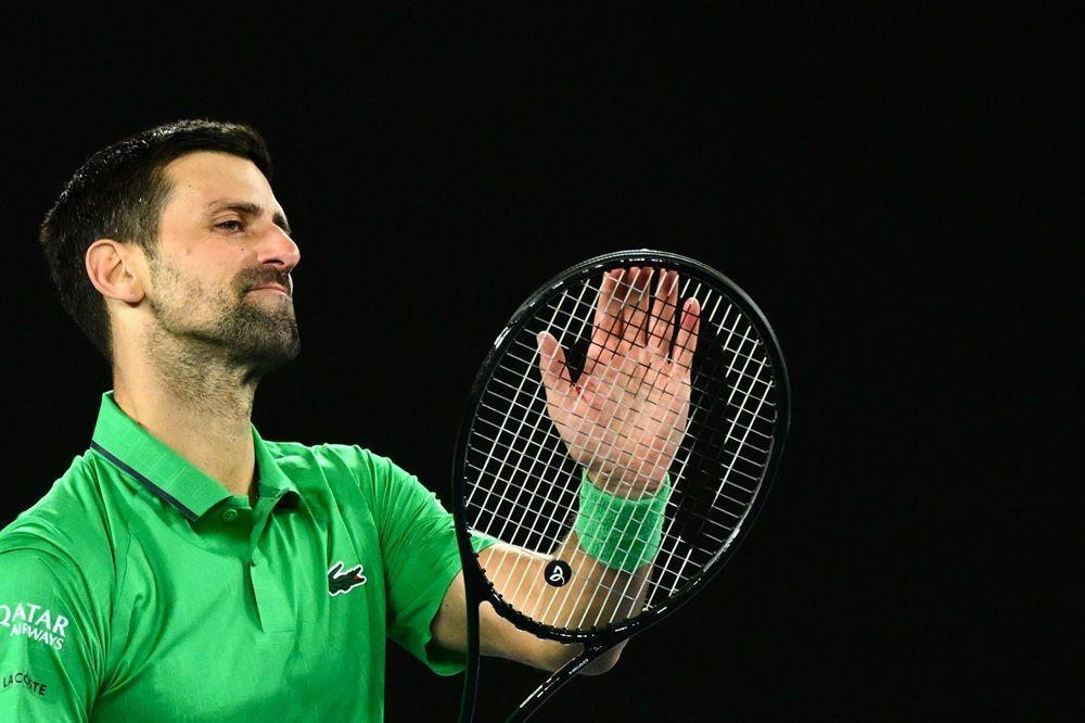 đoković čestita alkarazu posle jednog poena