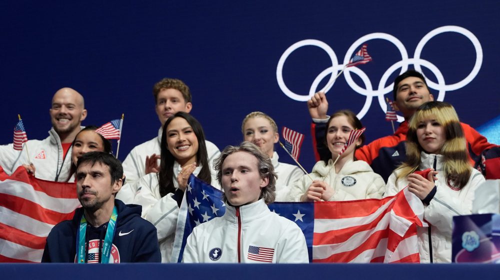 SAD osvojile olimpijsko zlato na ekipnom takmičenju u umetničkom klizanju 8