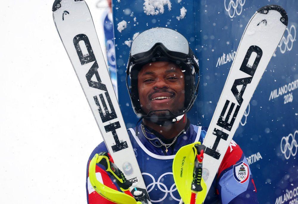 Olimpijski slalom: Padovi, drama i ovacije skijašu sa Haitija 6 skijanje, slalom na zimskim olimpijskim igrama
