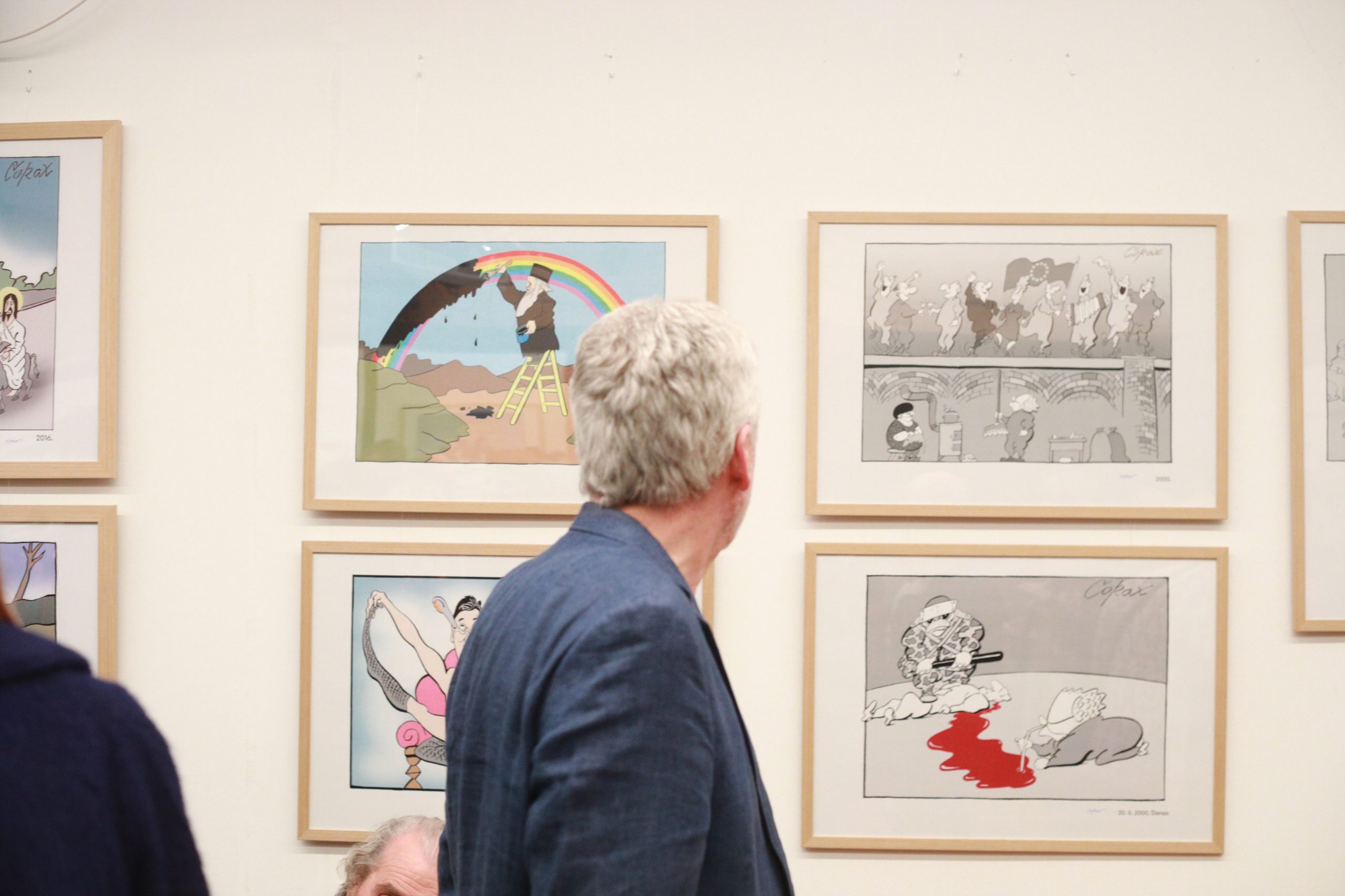 "Koraks je nacionalno blago": Izložba "U nedostatku dokaza" otvorena u Muzeju devedesetih 3 "Koraks je nacionalno blago": Izložba "U nedostatku dokaza" otvorena u Muzeju devedesetih 3