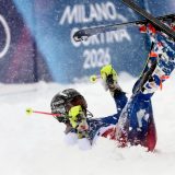 Olimpijski slalom: Padovi, drama i ovacije skijašu sa Haitija 5