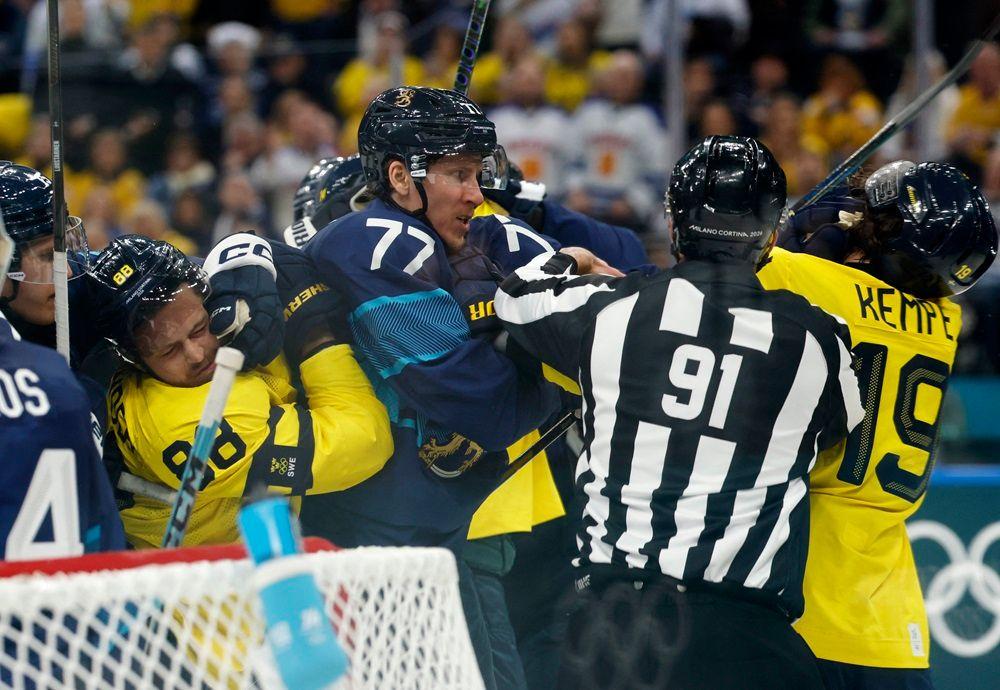 Pršti na ledu: Komšijska tuča na Zimskim olimpijskim igrama 3 utakmica finske i švedske u hokeju na ledu na zimskim olimpijskim igrama, tuča u hokeju na ledu