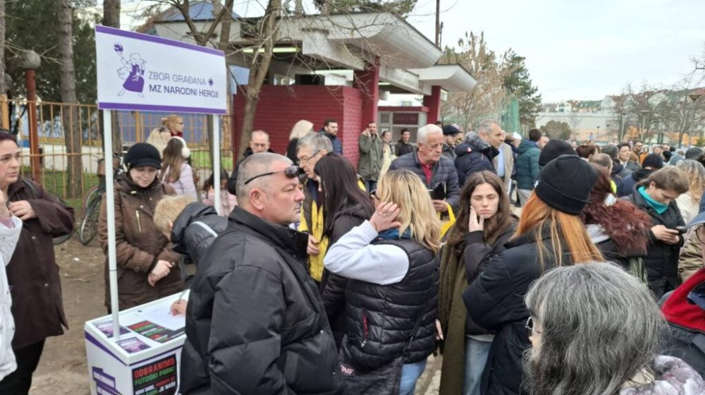 Novi Sada: Građani protestovali protiv seče stabala u Futoškom parku i izgradnje hotela koji se širi i na zelene površine 1