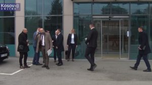 Završen sastanak u Prištini srpskih gradonačelnika i predstavnika Vlade Kosova o zakonu o strancima 9