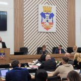 Skupština grada Beograda: Opozicija o bezbednosti u saobraćaju, Apoteci Beograd i Šapićevim projektima, vlast o opoziciji 3