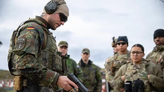 Zajednička streljačka obuka KFOR-a i nemačkih snaga u Bondstilu 8