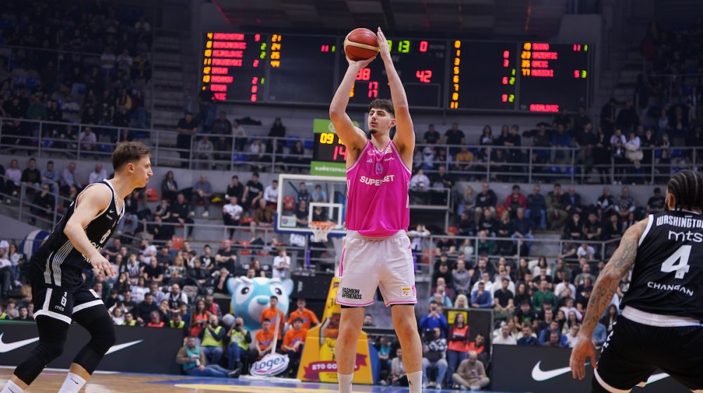 Prekinut meč polufinala Kupa Radivoja Koraća između Partizana i Mege 6