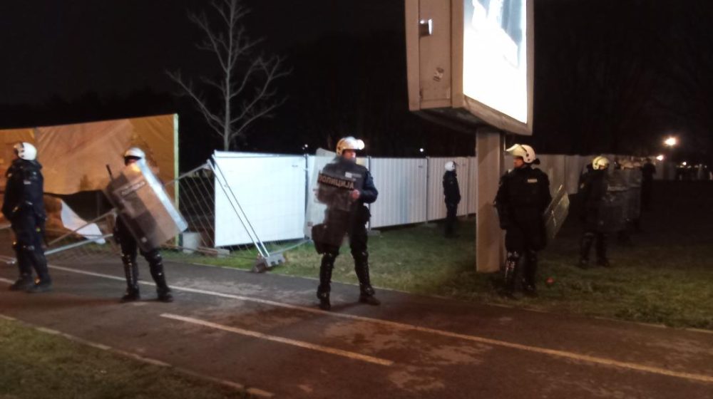 Studenti objavili snimke policijske akcije: Policija u punoj opremi opkolila studente nakon protesta 5