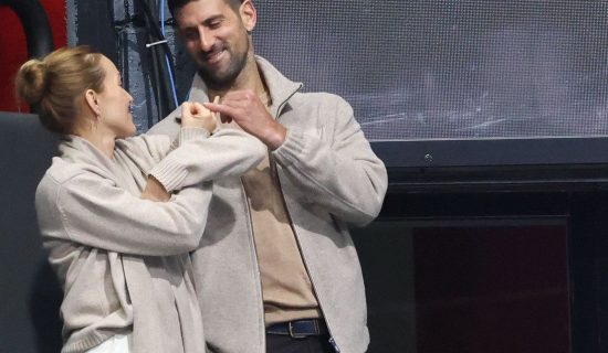 Jelena i Novak Đoković na Zimskim olimpijskim igrama uskladili autfite i izgledaju nikad otmenije 11