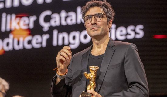 Ko je Ilker Čatak, dobitnik Zlatnog medveda za film o vremenu u kojem se umetnost brani? 12