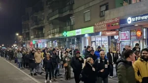 Održan protest u Zaječaru, ponovo su primećeni dronovi u blizini kuća pojedinih aktivista 1 protest u Zaječaru
