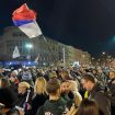 (UŽIVO) Protest "Indeks je za studente": Deo demonstranata došao do Trga slobode, kordon policije sprečava da se dođe do SNP (FOTO, VIDEO) 12