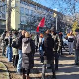 Protest nezavisnih sindikata novosadskih fakulteta: "Kriminalci nam tuku studente a policija gleda" 5