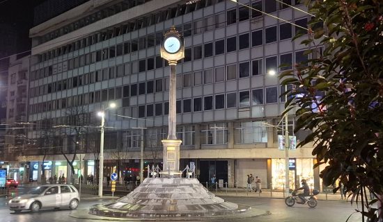 Manojlović (Kreni-promeni): Beograd preskupo platio sat na Trgu republike, evo koliko košta na sajtu Alibaba 8