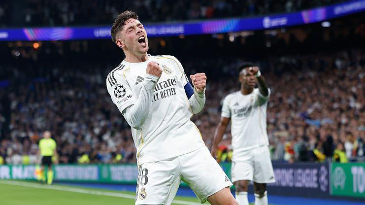 Najpotcenjeniji fudbaler na svetu 2 Federiko Valverde slavi gol za Real Madrid protiv Mančester Sitija