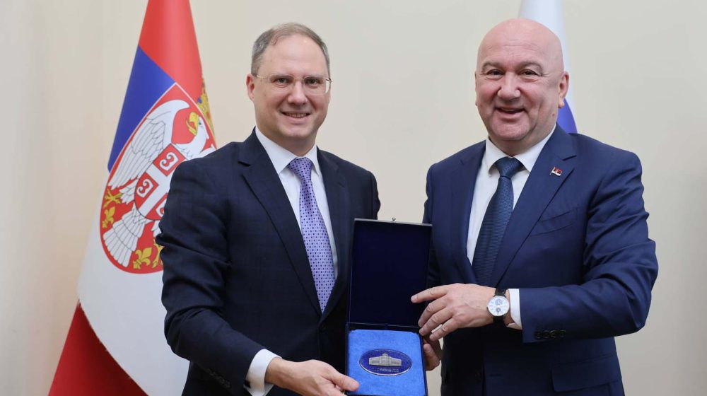 Popović: Srbiji potrebni najjeftiniji ruski gas i nafta za stabilno snabedavnje 1