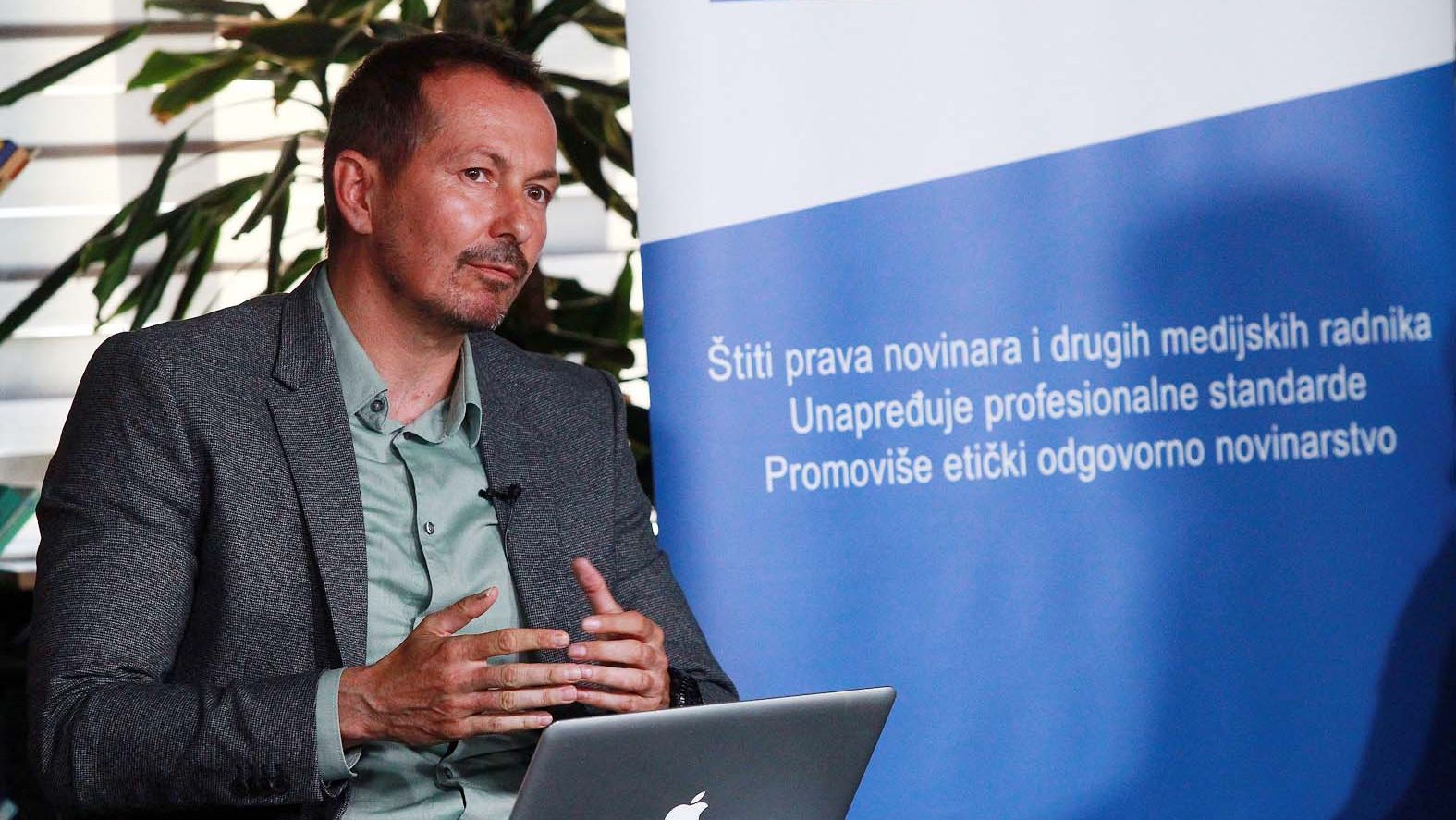 Vlast stvorila ambijent za napade na novinare i advokate: Policija sve manje istražuje ove slučajeve 3