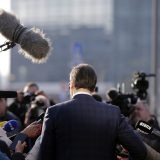 Ne liči li vam naš predsednik u ponašanju na Donalda Trampa? 6