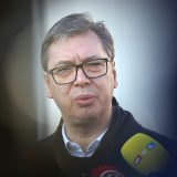 Vučić kao "glas razuma" o tragediji na Filozofskom, dok njegovi mediji i stranačke kolege vode kampanju 7