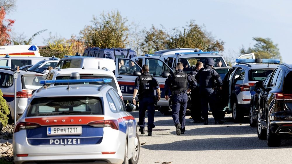 Hrvat u Lincu izbo dvojicu Afganistanaca, jedan preminuo: Supruzi najavio da će nekog ubiti 1