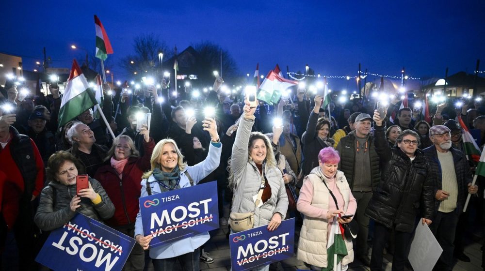Orban i dalje pobeđuje kod starijih birača u selima, ali ne i kod mladih: Danas marševi dva suprotna tabora u Budimpešti (VIDEO) 1
