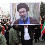 "Islamska Republika pretvorena u dinastiju": Šta imenovanje Modžtabe Hamneija za novog ajatolaha znači za Iran? 1