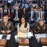 Tulsi Gabard nije bila po volji Trampu zbog "umerenijih stavova prema Iranu"? 6