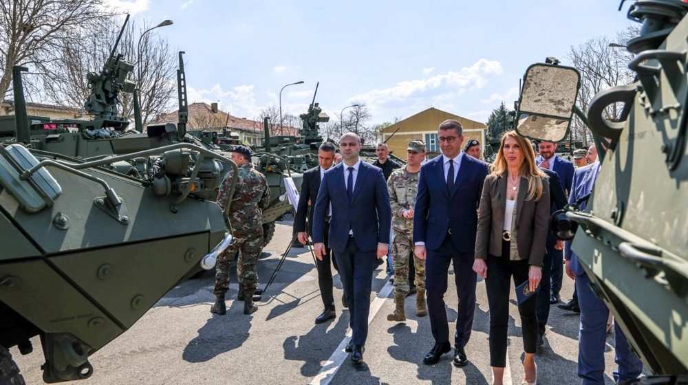 I Makedonci se naoružavaju: Danas stiglo prvih 17 oklopnih američkih vozila 1