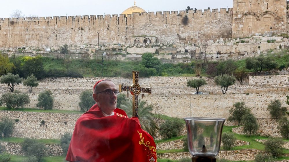 Izraelska policija sprečila katoličke sveštenike da u crkvi u Jerusalimu održe misu: Oštra reagovanja i Netanjahuovih saveznika 1