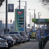 Ograničeno točenje goriva na pumpama u Sloveniji 1