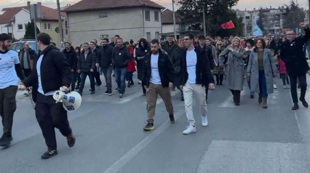 Studenti u blokadi: Napadnuta dva člana mobilnog tima u Boru, zbog povrede moraju na ušivanje rana 1