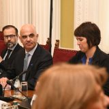 Šta je Alen Berse (Savet Evrope) rekao na sastanku sa predstavnicima opozicije? 8