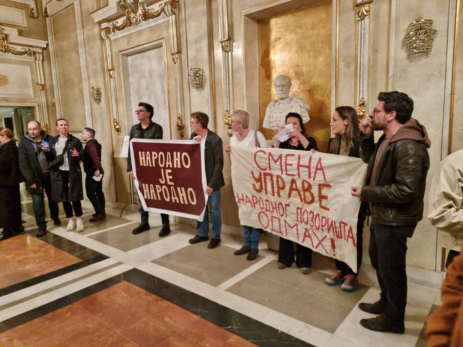 glumci Glumci Narodnog pozorišta u Beogradu: „Ponovo smo bili prinuđeni na ovakav korak i bićemo uporni“ 2