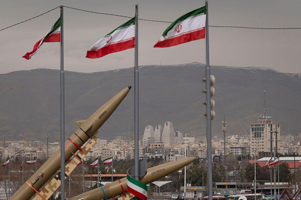 Iran ne može vojno da pobedi Ameriku, ali evo kako njegove vođe planiraju da opstanu 2 Dve Rakete