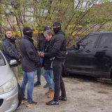 Zašto su u Aranđelovcu bili maskirani policajci u civilu sa lažnim tablicama i da li je to po zakonu? 4