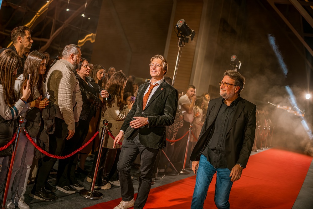 Spektakl u Sava centru: Smeh i dugi aplauz za film „Sportsko srce" 3