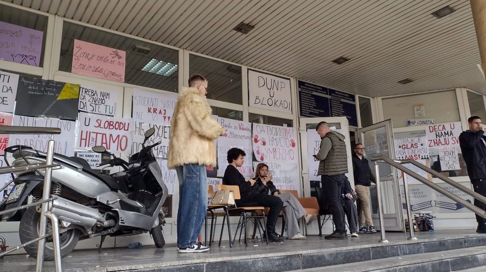 Niko nije sam: Studenti Pravnog fakulteta u Kragujevcu podržali uhapšene kolege u Novom Pazaru 1