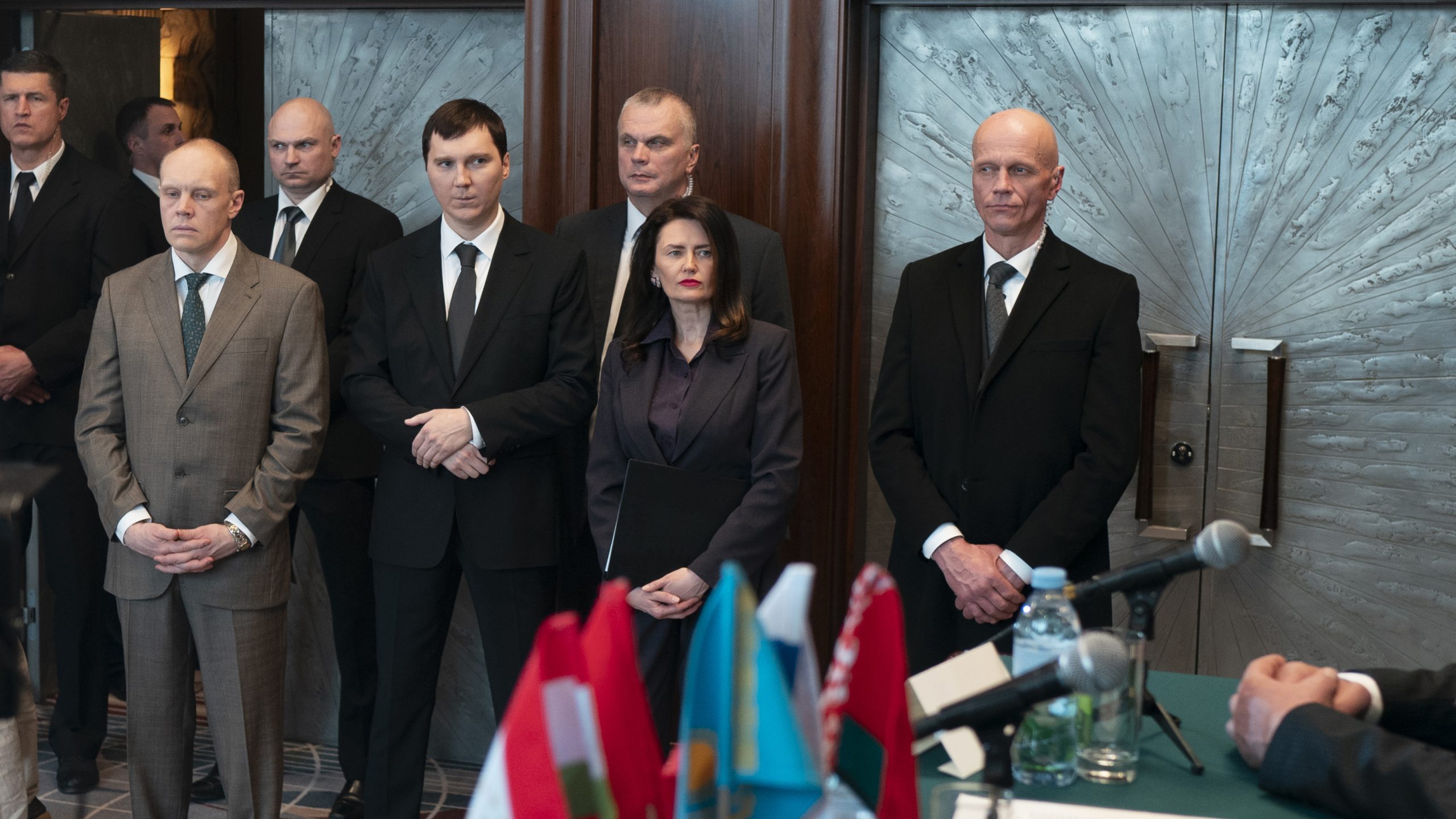 Intrigantni triler o moći, strasti, manipulaciji i usponu Vladimira Putina: "Čarobnjak iz Kremlja" sa Džudom Louom u našim bioskopima 3