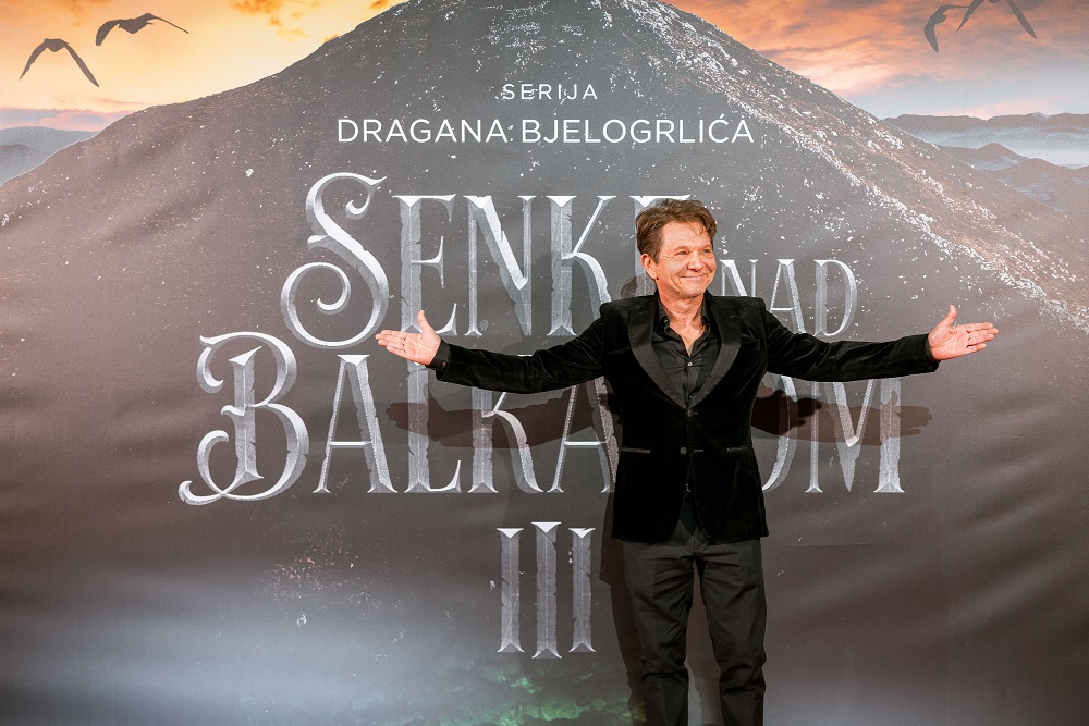Spektakularna premijera serije „Senke nad Balkanom 3“: Mogućnost bindža već od 27. marta 2 Spektakularna premijera serije „Senke nad Balkanom 3“: Mogućnost bindža već od 27. marta 1