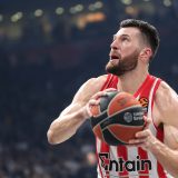 Alek Piters, KK Olimpijakos
