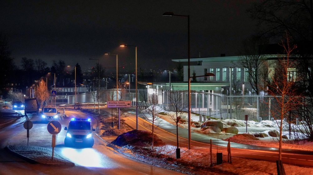 Američka ambasada u Oslu pogođena eksplozijom 1