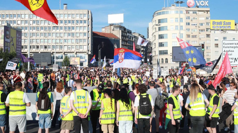 Izborni dan će biti izuzetno važan, ali izborna noć i dan posle biće još važniji 1